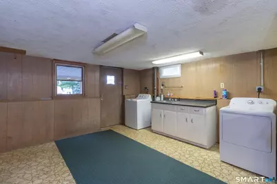 17 Honor Road, West Haven, CT 06516 - Photo 31
