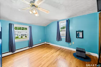 42 Oakwood Street, Enfield, CT 06082 - Photo 17