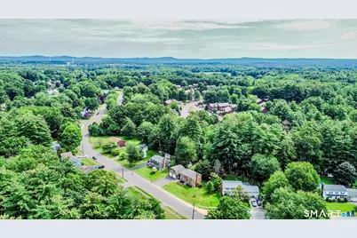 42 Oakwood Street, Enfield, CT 06082 - Photo 33