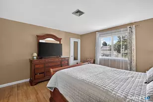 9 Edgewood St, Norwalk, CT 06854 - Photo 17