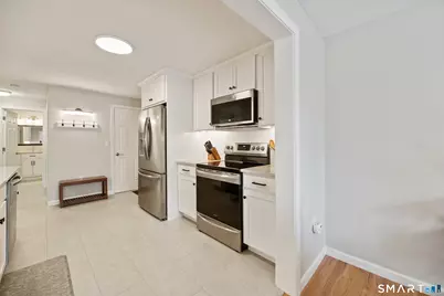 697 South End Road #8, Southington, CT 06479 - Photo 9