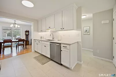 697 South End Road #8, Southington, CT 06479 - Photo 11
