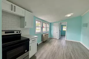 40 Portland Ave, Old Lyme, CT 06371 - Photo 5