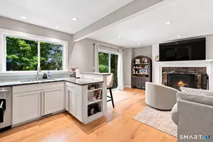 160 Nod Rd, Simsbury, CT 06089 - Photo 3