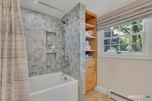 361 Miles Rd, Orange, CT 06477 - Photo 17