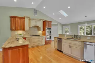 361 Miles Rd, Orange, CT 06477 - Photo 7