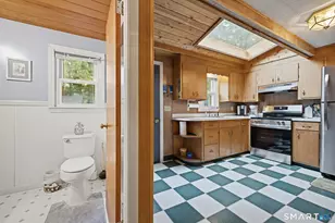 4 Walnut Rd, Old Lyme, CT 06371 - Photo 21
