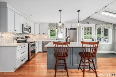 30 Oriole Lane, Trumbull, CT 06611 - Photo 9