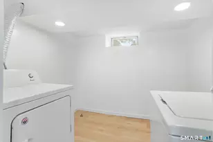 104 Thornton St, Hamden, CT 06517 - Photo 33