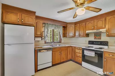 33 Horton Road, Manchester, CT 06042 - Photo 7