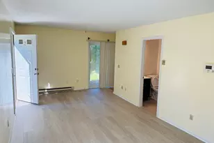64 Deerwood Ln, Waterbury, CT 06704 - Photo 5