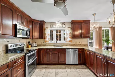 66 Goff Street, Waterbury, CT 06704 - Photo 5