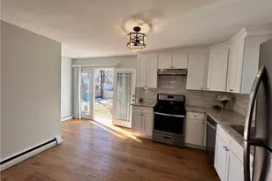 1081 Brooklawn Ave, Fairfield, CT 06825 - Photo 11