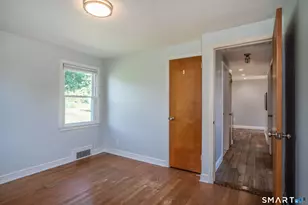 523 S Main St, West Hartford, CT 06110 - Photo 25