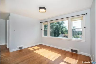 523 South Main Street, West Hartford, CT 06110 - Photo 11