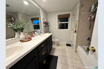 32 Hilltop Terrace, North Haven, CT 06473 - Photo 15