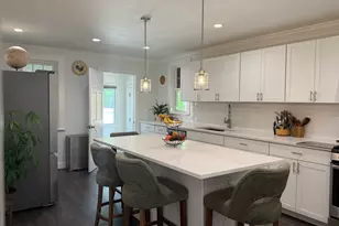 16 Raymond St, New Canaan, CT 06840 - Photo 3