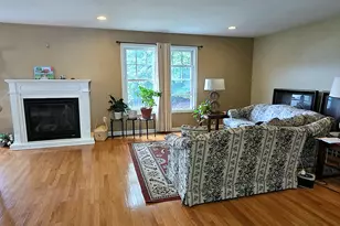 286 Beth Ln, Waterbury, CT 06705 - Photo 5