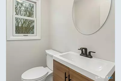 85 Burwood Avenue, Stamford, CT 06902 - Photo 31