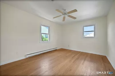 85 Burwood Avenue, Stamford, CT 06902 - Photo 9
