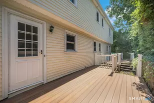 85 Burwood Ave, Stamford, CT 06902 - Photo 15