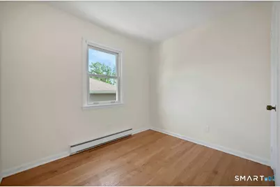 85 Burwood Avenue, Stamford, CT 06902 - Photo 11
