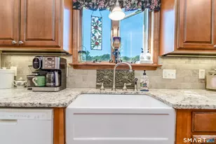5 Scott Ave, Seymour, CT 06483 - Photo 9