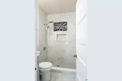 337 Poplar Street, Bridgeport, CT 06605 - Photo 7