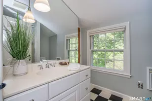 147 Evergreen Ln, Glastonbury, CT 06033 - Photo 21