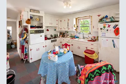 28 Fellows Street, Stonington, CT 06379 - Photo 3