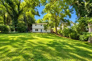 28 Fellows St, Stonington, CT 06379 - Photo 17