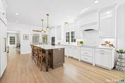 136 Flat Rock Drive, Ridgefield, CT 06877 - Photo 9