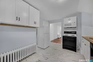 78 Lancaster Rd, West Hartford, CT 06119 - Photo 3