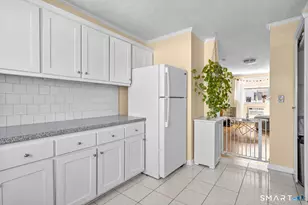 4 Van Zant St, Norwalk, CT 06855 - Photo 3