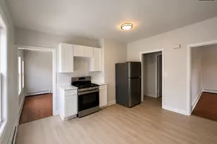 181 Park St, West Haven, CT 06516 - Photo 3