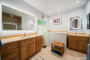 84 Links Way, Oxford, CT 06478 - Photo 11