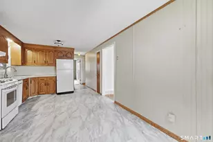 53 Nelson St, New Britain, CT 06053 - Photo 11