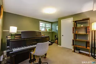 9 Maple Edge Dr, Bloomfield, CT 06002 - Photo 29