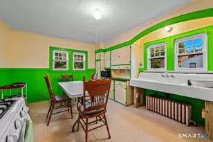 1894 Stanley St, New Britain, CT 06053 - Photo 5