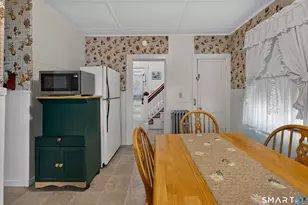 17 Borodell Pl, New London, CT 06320 - Photo 11