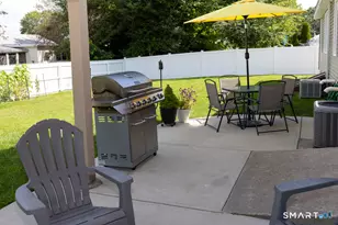 33 Hartman Ave, East Haven, CT 06512 - Photo 19
