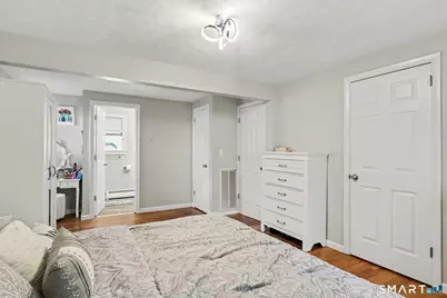 26 Glenwood Street, Enfield, CT 06082 - Photo 19