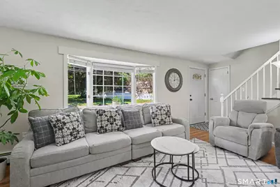 26 Glenwood Street, Enfield, CT 06082 - Photo 5