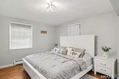 26 Glenwood Street, Enfield, CT 06082 - Photo 15