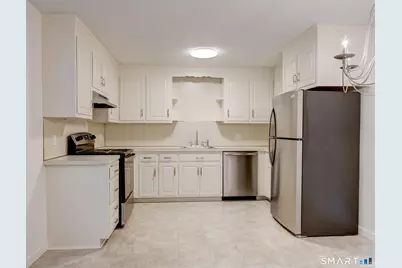 54 Oak Street #13, Middletown, CT 06457 - Photo 1