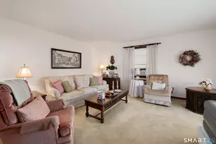 65 Roosevelt Ave, Stamford, CT 06902 - Photo 11