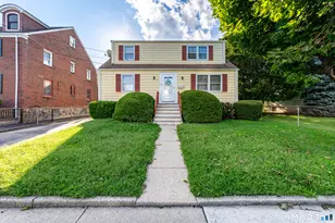 65 Roosevelt Ave, Stamford, CT 06902 - Photo 1