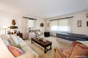 65 Roosevelt Ave, Stamford, CT 06902 - Photo 9