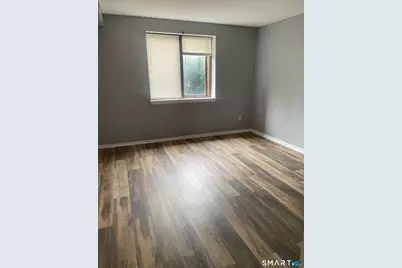 393 Laurel Avenue #102, Bridgeport, CT 06605 - Photo 9