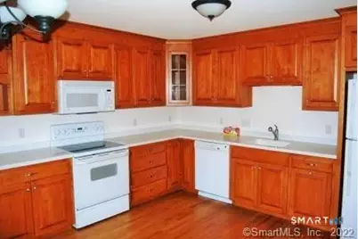 55 Overshot Drive #55, Glastonbury, CT 06073 - Photo 3